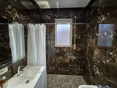 Foto di Appartamento in vendita Kopshti Botanik, Tiranë