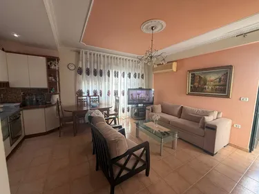 Zdjęcie Mieszkanie na sprzedaż Zogu i Zi, Tiranë