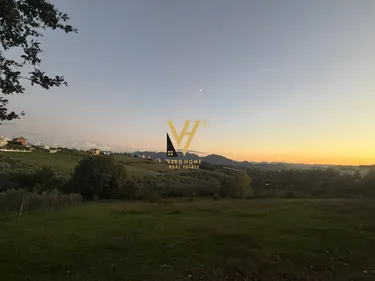 Zdjęcie land na sprzedaż Rruga e Daxhit, Tiranë