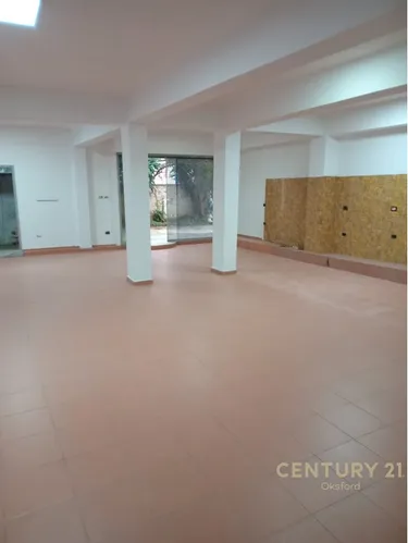 Foto av commercial till salu Fier