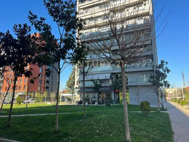 Fotografie commercial k pronájmu Paskuqan, Tiranë