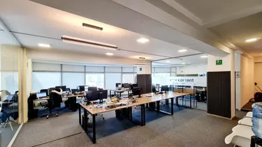 Zdjęcie commercial na sprzedaż Rruga e Dibres, Rruga e Dibrës, Tiranë