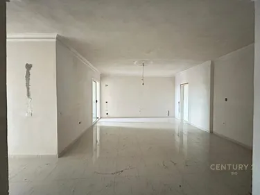 Foto di Appartamento in vendita Rruga Transballkanike, Vlorë