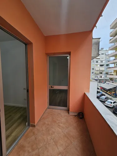 Zdjęcie Mieszkanie na sprzedaż Unaza e Madhe, Tiranë