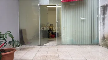 Foto av shop till salu Fresku, Tiranë