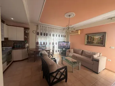 Foto di Appartamento in vendita Zogu i Zi, Tiranë