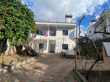 Zdjęcie vila na sprzedaż Rruga Osman Jonuzi, Tiranë