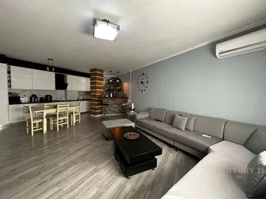 Zdjęcie Mieszkanie na sprzedaż Fresku, Tiranë