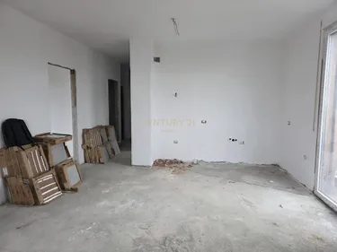 Foto e Apartment në shitje Ali Demi, Tiranë