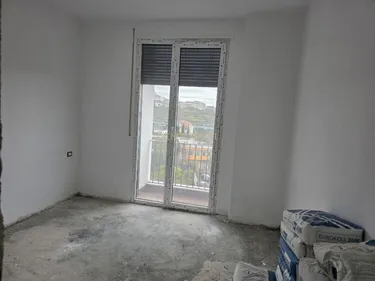 Foto e Apartment në shitje Ali Demi, Tiranë