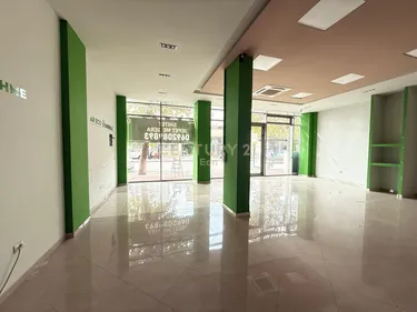 Foto di shop in vendita Hyrje e Durrësit, Durrës