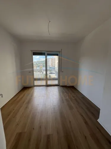 Foto di Appartamento in vendita Unaza e Re, Tiranë