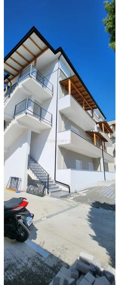 Foto di Appartamento in vendita Spitali, Durrës