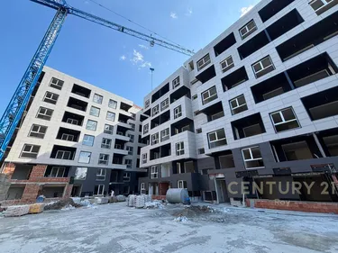 Foto di Appartamento in vendita Mali i Robit, Montevideo Residence, Durrës