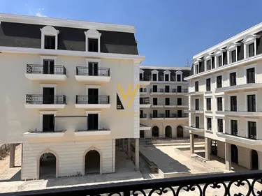 Zdjęcie Mieszkanie na sprzedaż Rruga Sauku, Tiranë