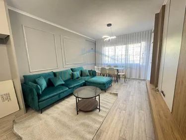 Zdjęcie Mieszkanie na sprzedaż Astir, Vila L, Tiranë