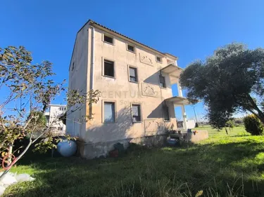 Foto von vila zum verkauf Sektori Rinia, Durrës