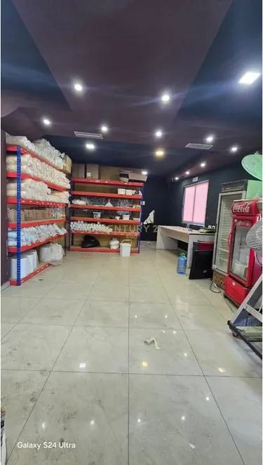 Foto e Ambient biznesi në shitje Stadiumi, Durrës