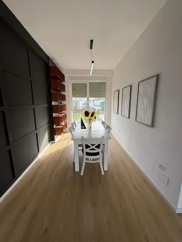 Foto von vila zum verkauf Farke, Tiranë