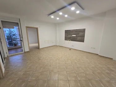 Foto e Apartment në shitje Kodra e Diellit, Rruga Xhon Kenedi, Tiranë