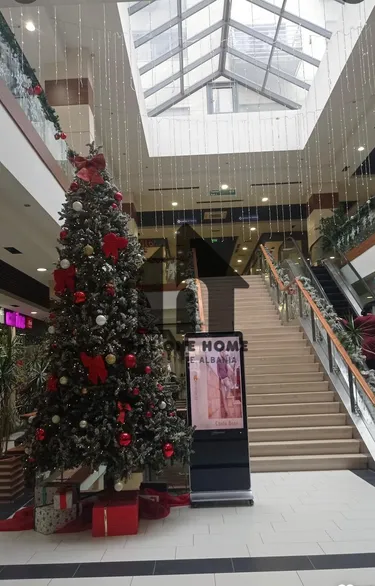 Foto e Apartment në shitje 5 Maj, Rruga 5 Maji, Tiranë