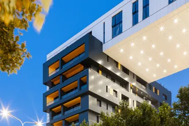 Zdjęcie commercial na sprzedaż Square 21, Rruga e Kavajës, Tiranë