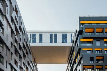 Zdjęcie commercial na sprzedaż Square 21, Rruga e Kavajës, Tiranë