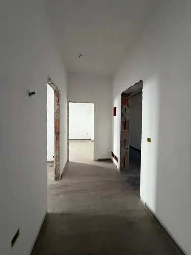 Foto di Appartamento in vendita Square 21, Tiranë