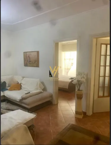 Foto von Wohnung zum verkauf Rruga Komuna e Parisit, Tiranë