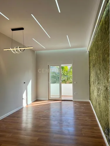 Fotografie Byt na prodej Bulevardi Kryesor, Durrës