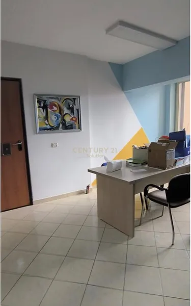 Foto di office in affitto Selvia, Rruga Siri Kodra, Tiranë