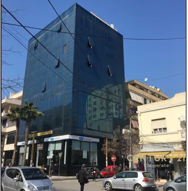 Foto e Bar and Restaurants në shitje Qendra e Biznesit Radessa, Rruga Adria, Durrës