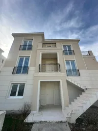 Lunder - photos of  for Vila