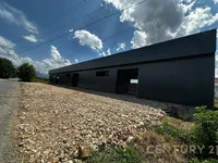 Prane Aeroportit - photos of  for Commercial Property