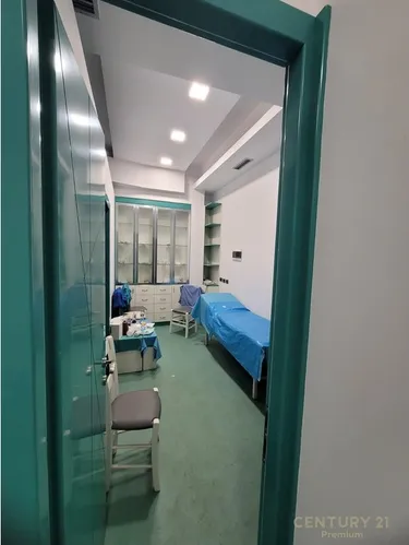 Fotografie shop na prodej Rruga Petronini Luarasi, Tiranë