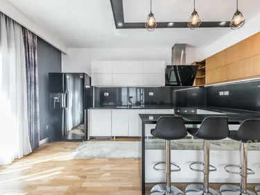 Фото Квартира на продажу Qendra Qytetit, Rruga Mujo Ulqinaku, Durrës