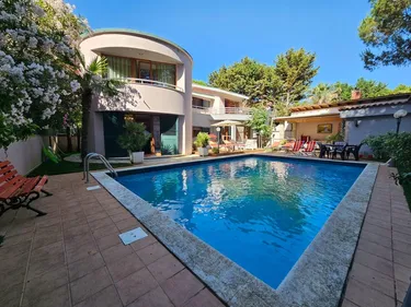 Foto e Vilë në shitje Qerret, Kavajë