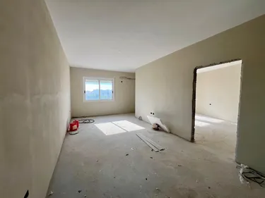 Фото Квартира на продажу Vlore, Vlorë