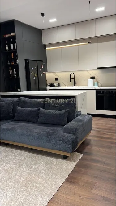 Foto von Wohnung zum verkauf Bulevardi i Ri, Tiranë