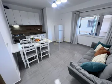 Фото Квартира на продажу Shkëmbi i Kavajës, Durrës