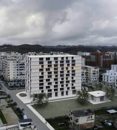 Фото Квартира на продажу Unaza e Re, Tiranë