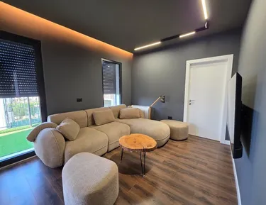 Foto e Apartment në shitje Ali Demi, Tiranë