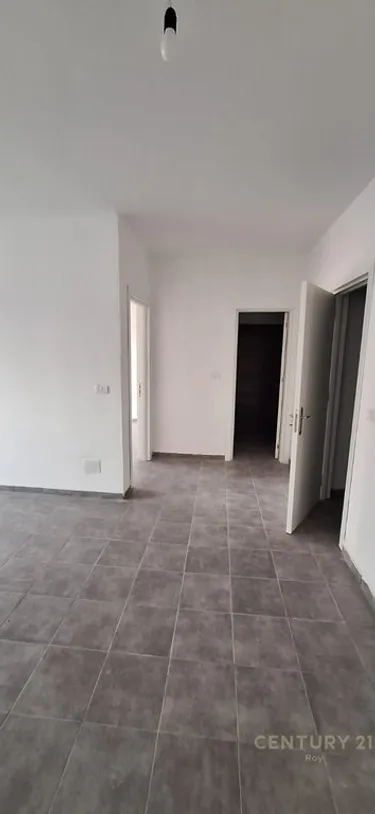 Фото Квартира на продажу Stadiumi, Durrës