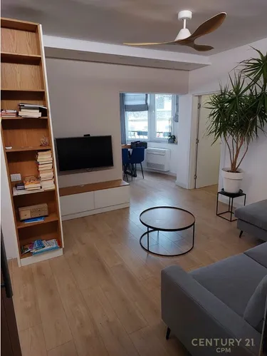 Foto von Wohnung zum verkauf Komuna e Parisit, Rruga Bilal Golemi, Tiranë