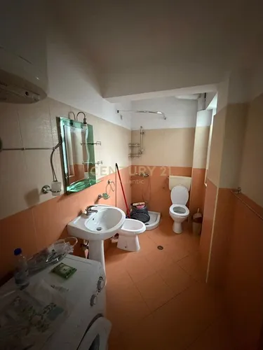 Foto e studio në shitje Shkembi i Kavajes, Durrës