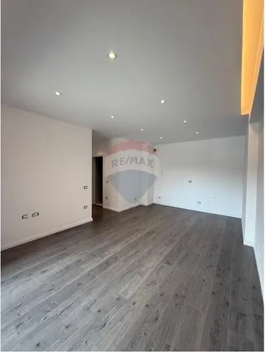 Foto e Apartment në shitje Kompleksi Oasis, Ish Fusha e Aviacionit, Tiranë