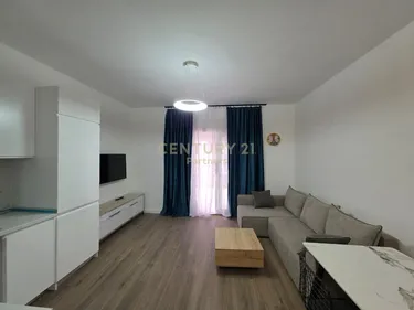 Фото Квартира на продажу Lulishtja 1 Maji, Komuna e Parisit, Tiranë