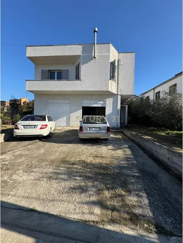 Fotografie vila na prodej Arapaj, Durrës