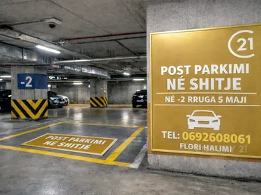 Foto e garage në shitje Rruga 5 Maji, Tiranë
