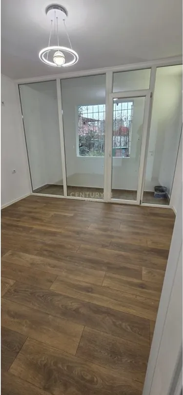 Foto e Apartment në shitje Ali Demi, Tiranë